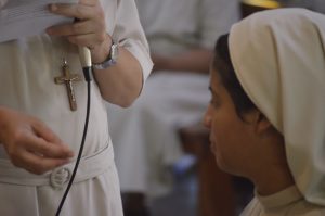 Votos perpetuos Kenia Escobar
