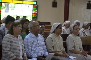 Votos perpetuos Kenia Escobar