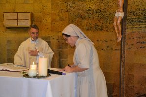 Profesión-perpetua-Esther-Fuentes,-2018,-Pureza-de-María