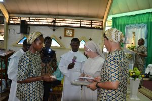 Profesión-Alphonsine-y-Marie-Claire,-2018-Pureza-de-María