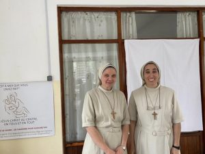 HH. Elisa Anglés y María Canel